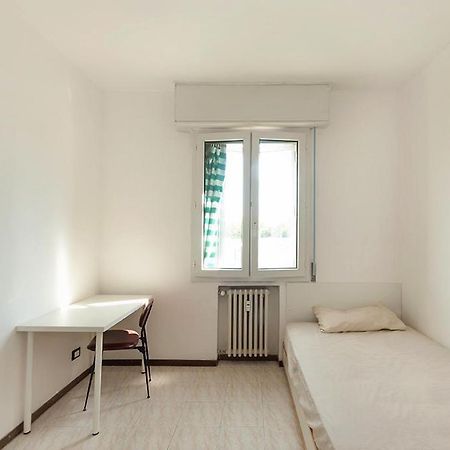 Private Room For Girls Bologna Eksteriør bilde