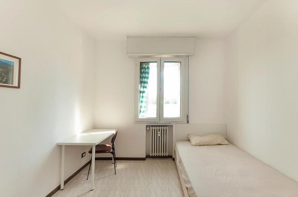 Private Room For Girls Bologna Eksteriør bilde